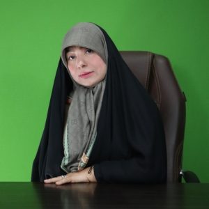 خانم موحد